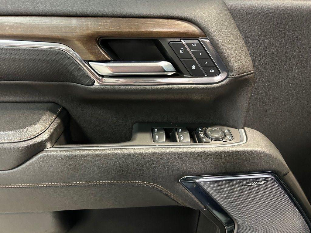 Chevrolet Silverado 2500HD 4WD Crew Cab 159" High Country 2024