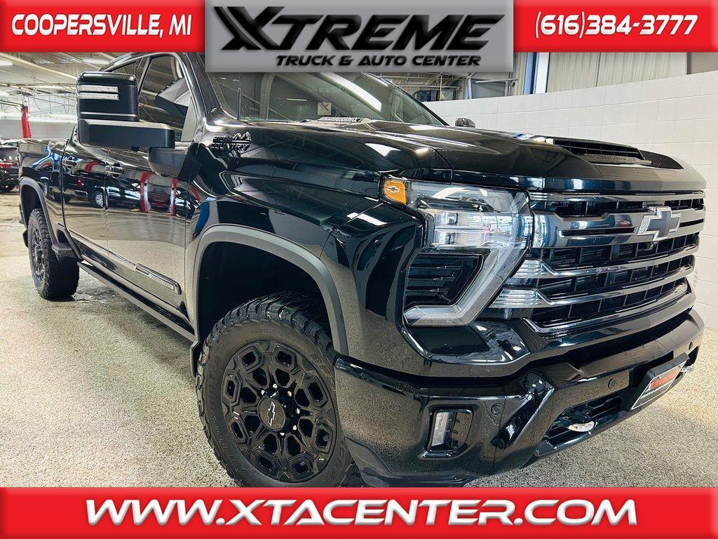 2024 Chevrolet Silverado 2500HD 4WD Crew Cab 159" High Country