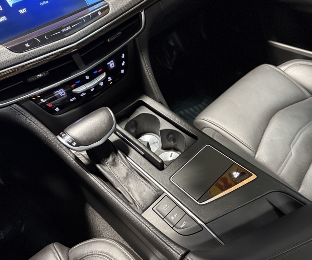 Cadillac CT6 4dr Sdn 3.6L Luxury AWD 2016