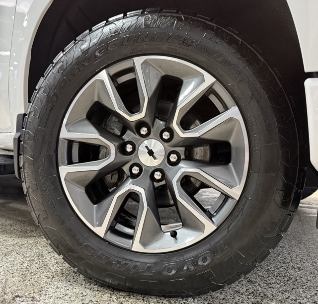 Chevrolet Silverado 1500 4WD Crew Cab 147" RST 2022