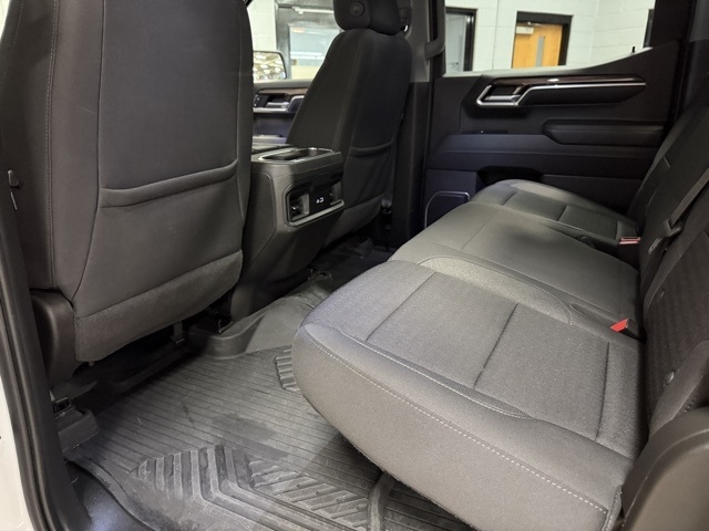 Chevrolet Silverado 1500 4WD Crew Cab 147" RST 2022