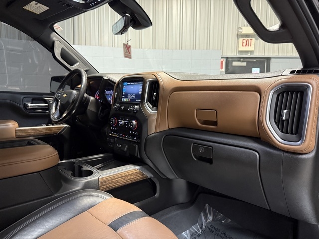 Chevrolet Silverado 1500 4WD Crew Cab 147" High Country 2019