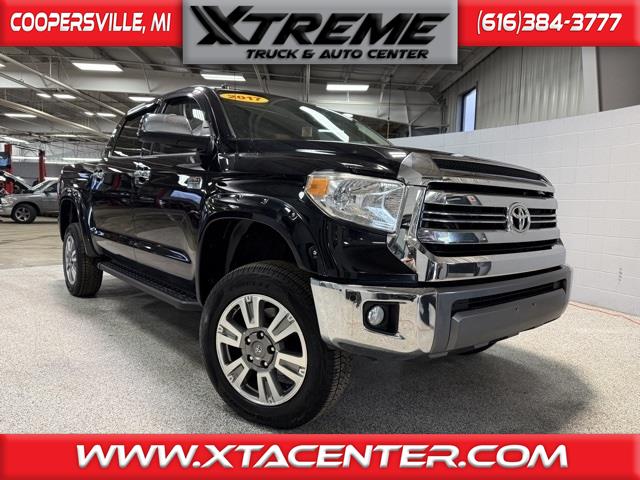 Toyota Tundra 4WD Platinum CrewMax 5.5' Bed 5.7L (Natl) 2017