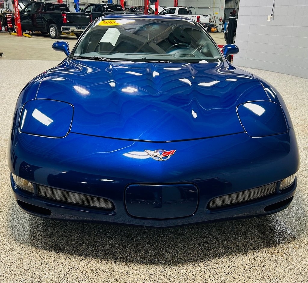 Chevrolet Corvette 2dr Z06 Hardtop 2004