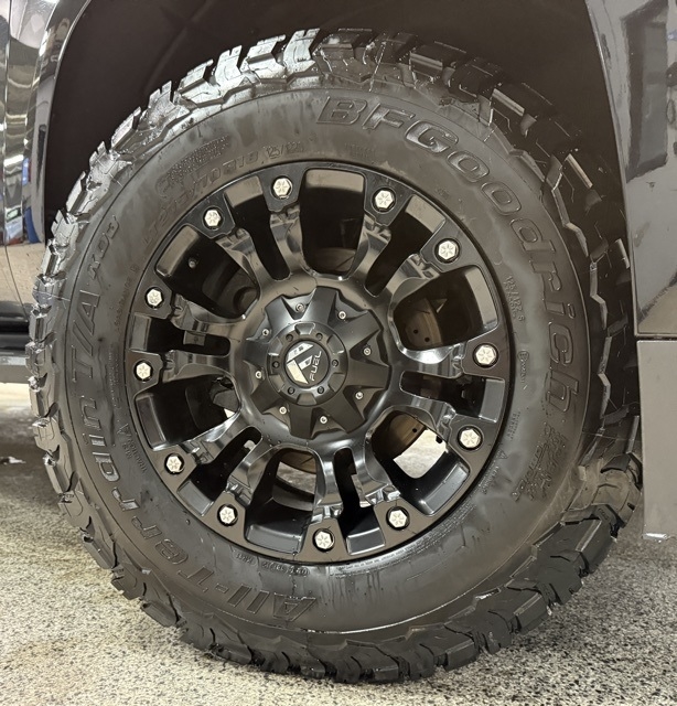 Chevrolet Tahoe 4WD 4dr LT 2019