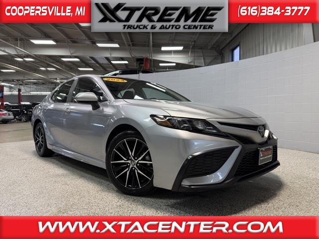 2024 Toyota Camry SE Auto (Natl)