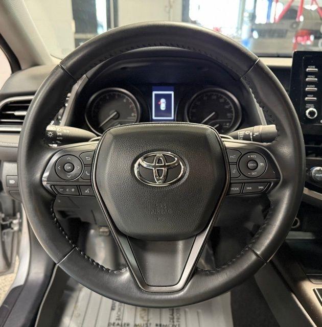 Toyota Camry SE Auto (Natl) 2024