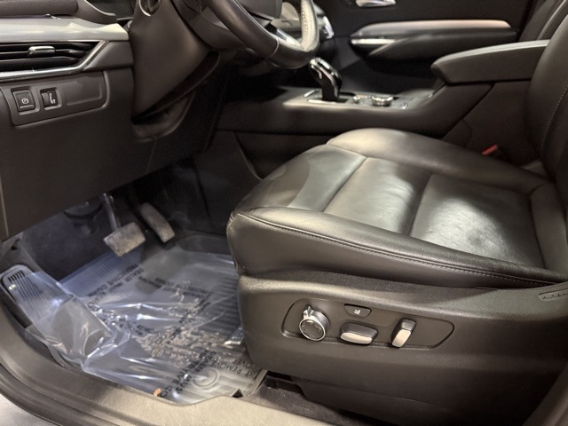 Cadillac XT4 AWD 4dr Premium Luxury 2023