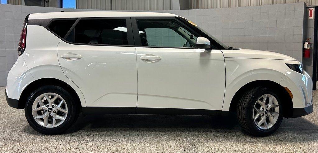 Kia Soul LX IVT 2024