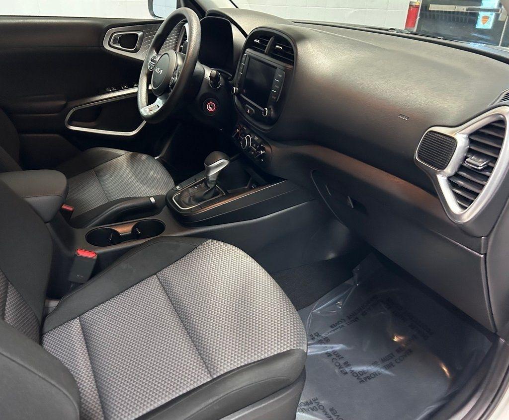 Kia Soul LX IVT 2024