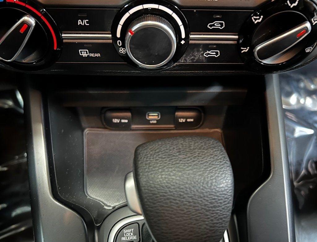Kia Soul LX IVT 2024
