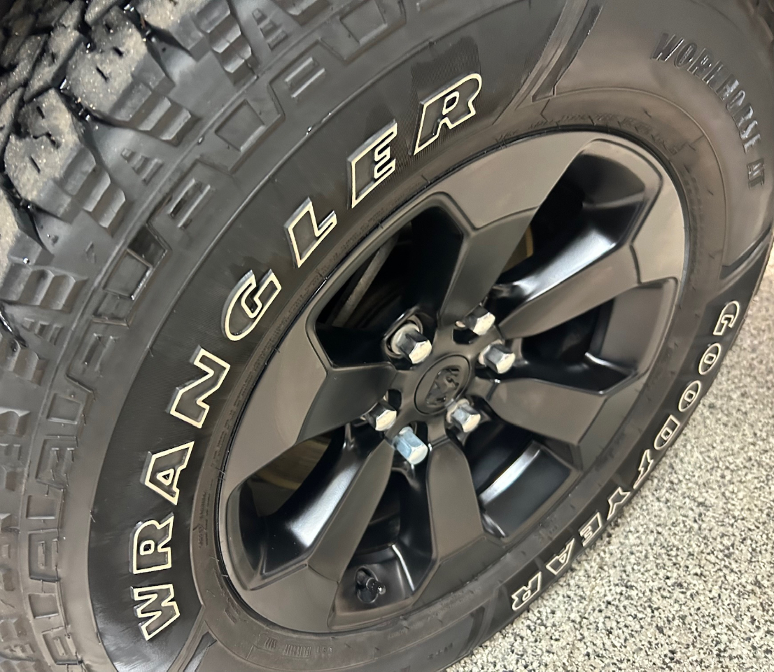 RAM 1500 Rebel 4x4 Crew Cab 5'7" Box 2023