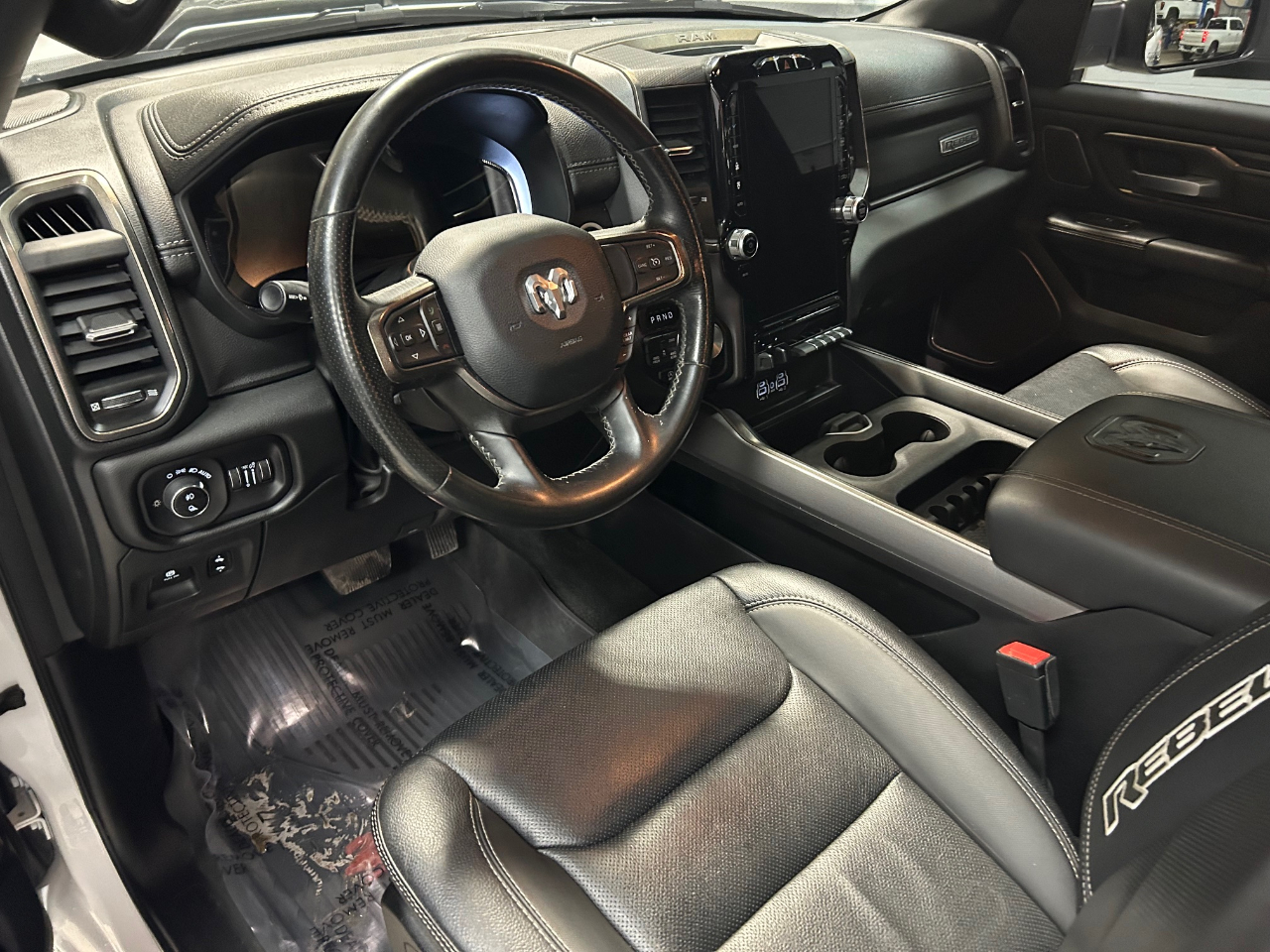 RAM 1500 Rebel 4x4 Crew Cab 5'7" Box 2023