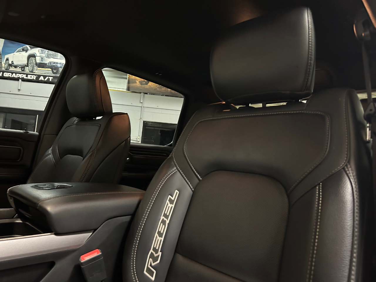 RAM 1500 Rebel 4x4 Crew Cab 5'7" Box 2023