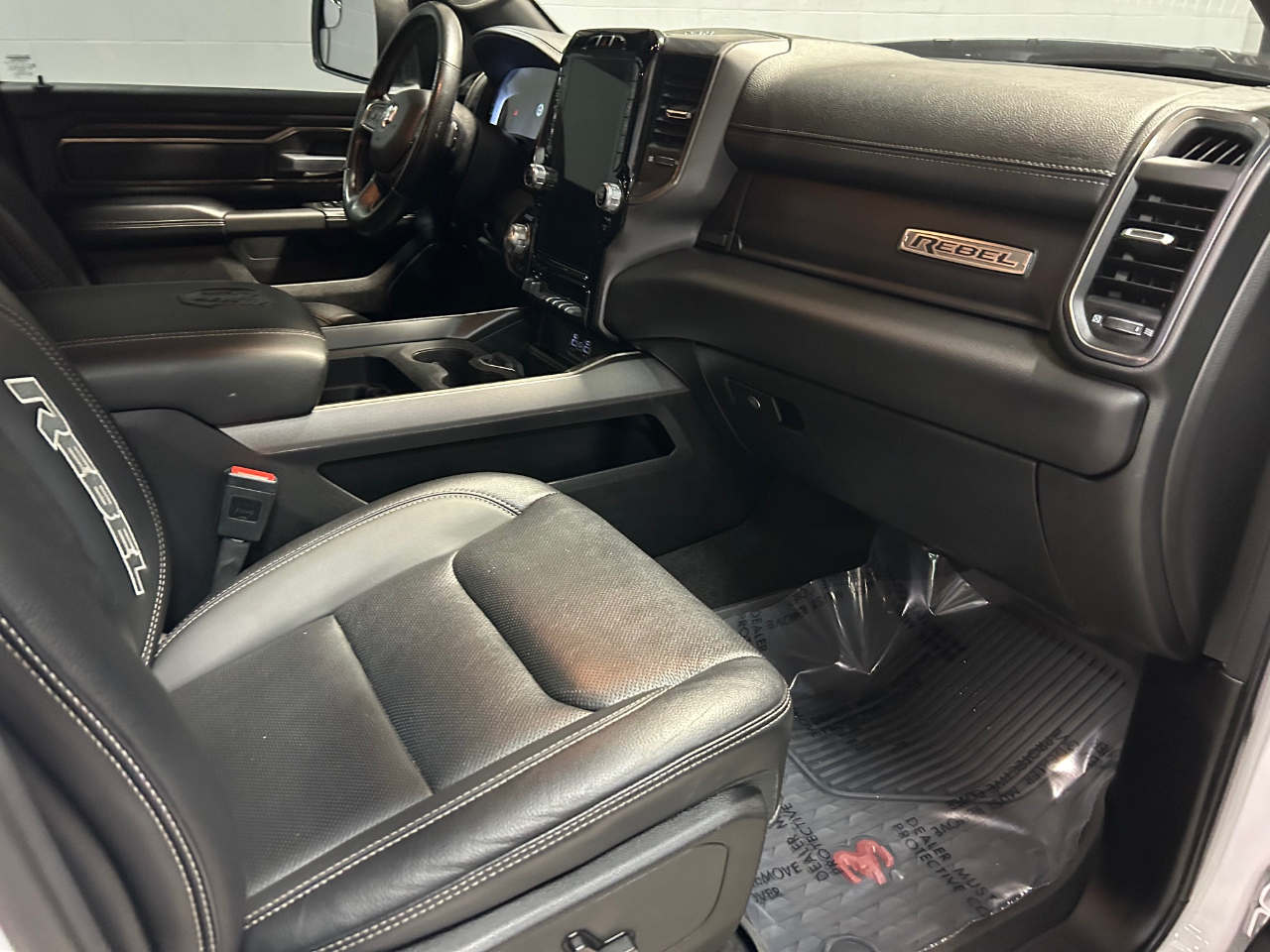 RAM 1500 Rebel 4x4 Crew Cab 5'7" Box 2023