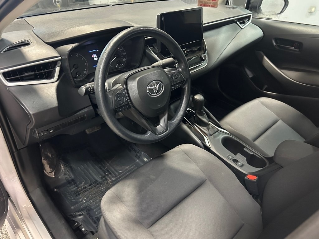 Toyota Corolla LE CVT (Natl) 2024