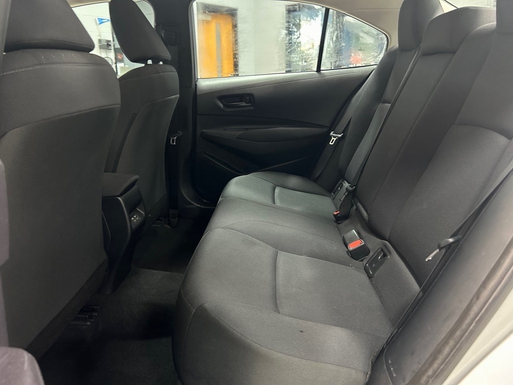 Toyota Corolla LE CVT (Natl) 2024