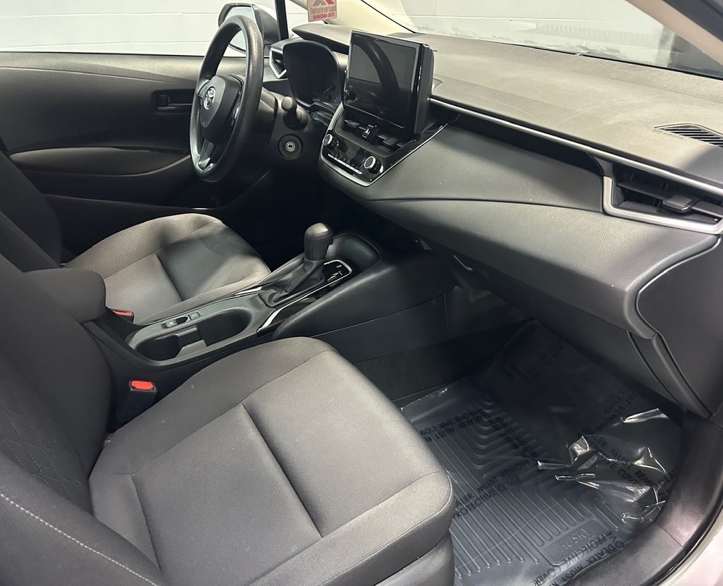 Toyota Corolla LE CVT (Natl) 2024