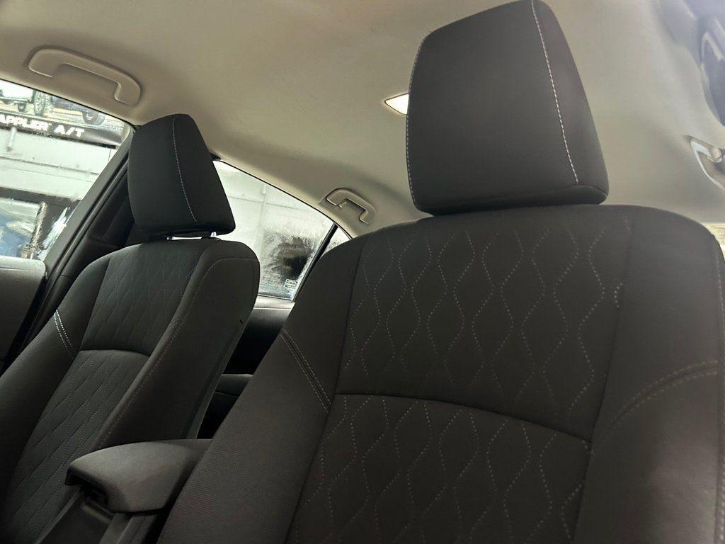 Toyota Corolla LE CVT (Natl) 2024