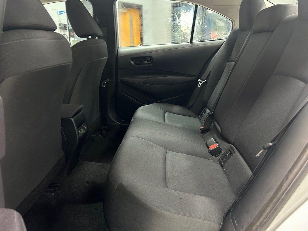 Toyota Corolla LE CVT (Natl) 2024