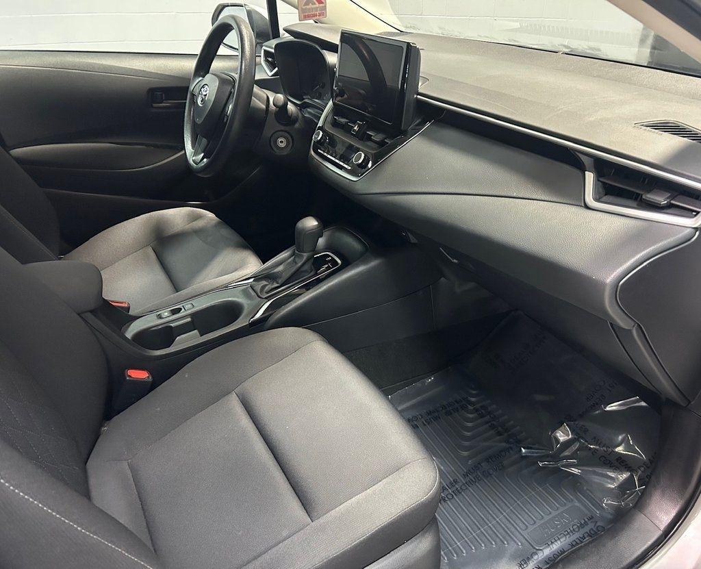 Toyota Corolla LE CVT (Natl) 2024