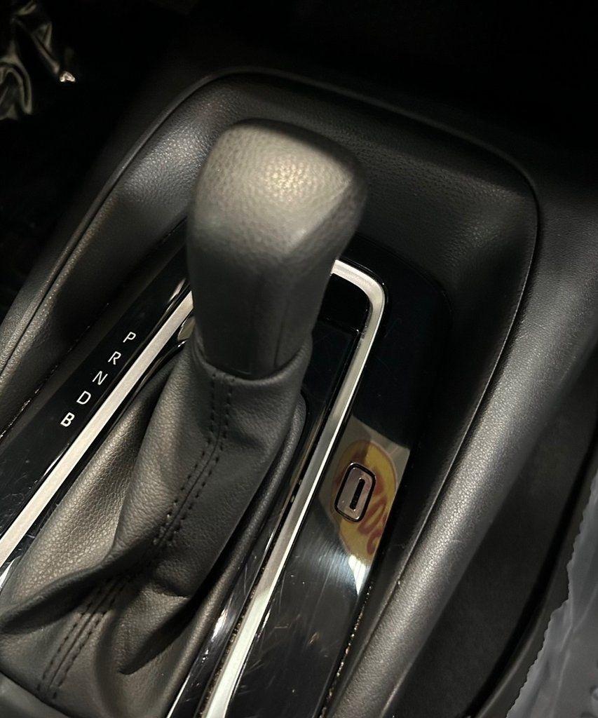 Toyota Corolla LE CVT (Natl) 2024