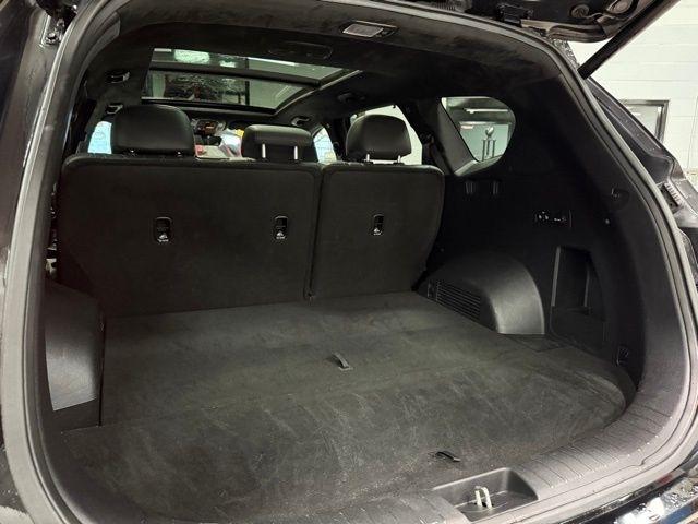 Hyundai Santa Fe Ultimate Calligraphy AWD 2021