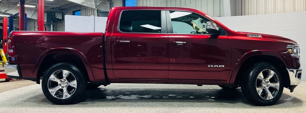 RAM 1500 Laramie 4x4 Crew Cab 5'7" Box 2019