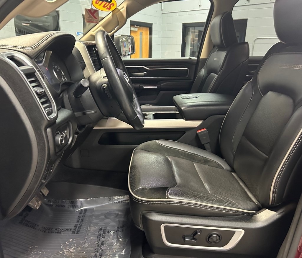 RAM 1500 Laramie 4x4 Crew Cab 5'7" Box 2019