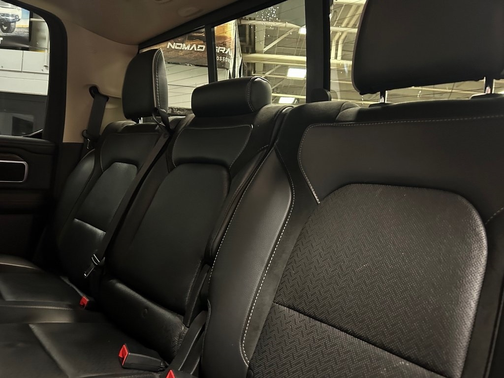 RAM 1500 Laramie 4x4 Crew Cab 5'7" Box 2019