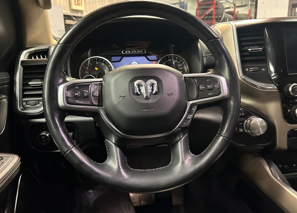 RAM 1500 Laramie 4x4 Crew Cab 5'7" Box 2019