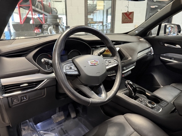 Cadillac XT4 AWD 4dr Premium Luxury 2023