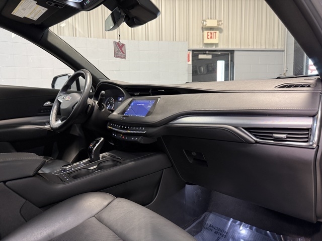 Cadillac XT4 AWD 4dr Premium Luxury 2023