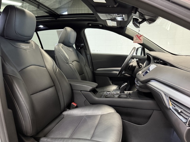 Cadillac XT4 AWD 4dr Premium Luxury 2023