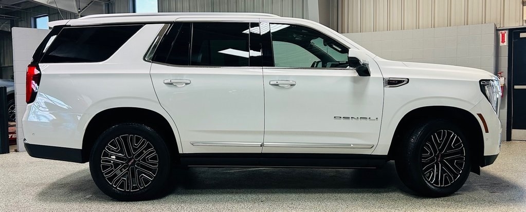 GMC Yukon 4WD 4dr Denali 2025