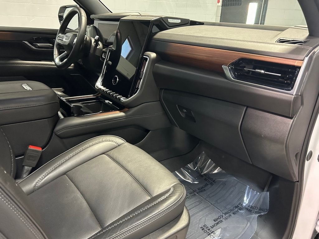 GMC Yukon 4WD 4dr Denali 2025