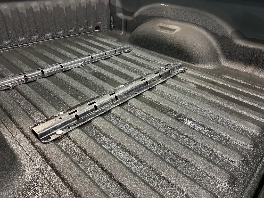 Dodge Ram 2500 4WD Quad Cab 140.5" SLT 2007