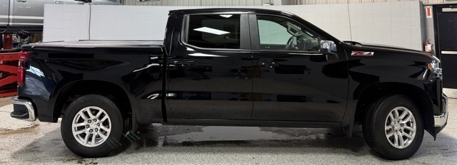 Chevrolet Silverado 1500 4WD Crew Cab 147" LT 2020