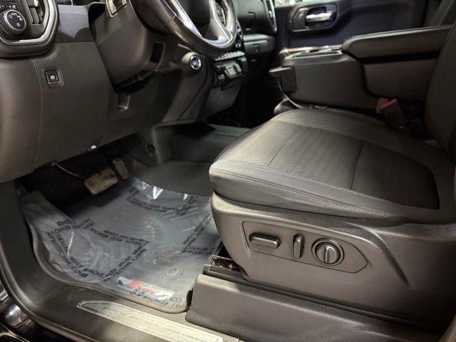 Chevrolet Silverado 1500 4WD Crew Cab 147" LT 2020