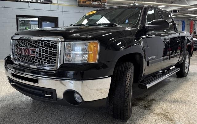GMC Sierra 1500 4WD Crew Cab 143.5" SLT 2013