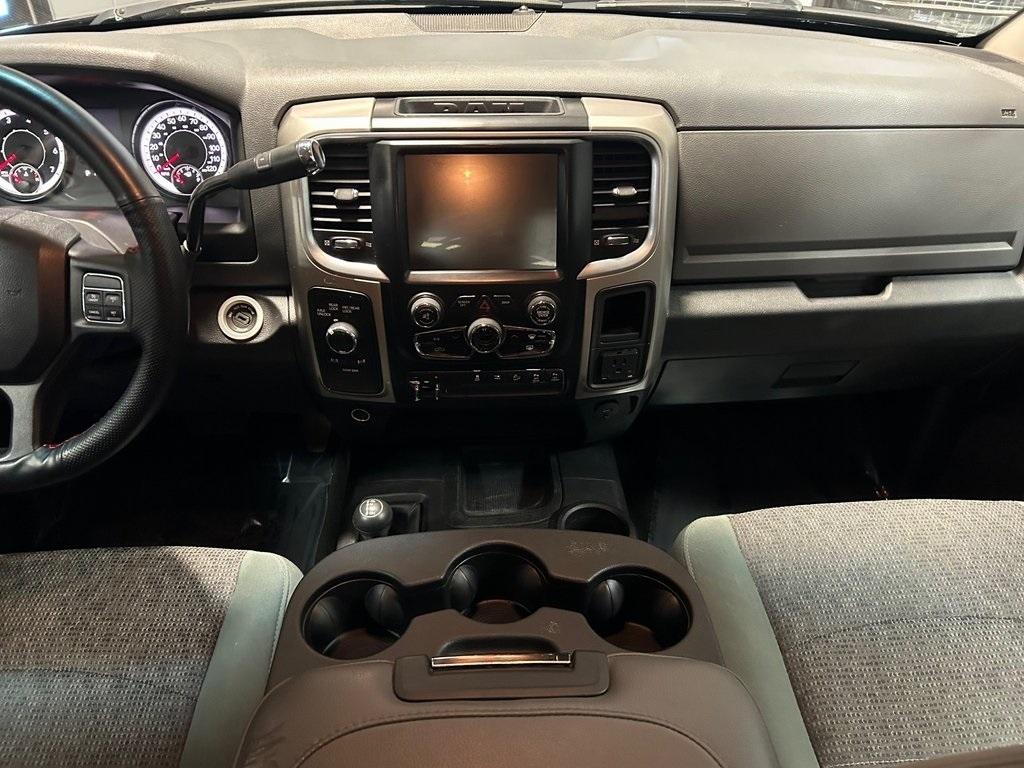 RAM 2500 4WD Crew Cab 149" Power Wagon 2016