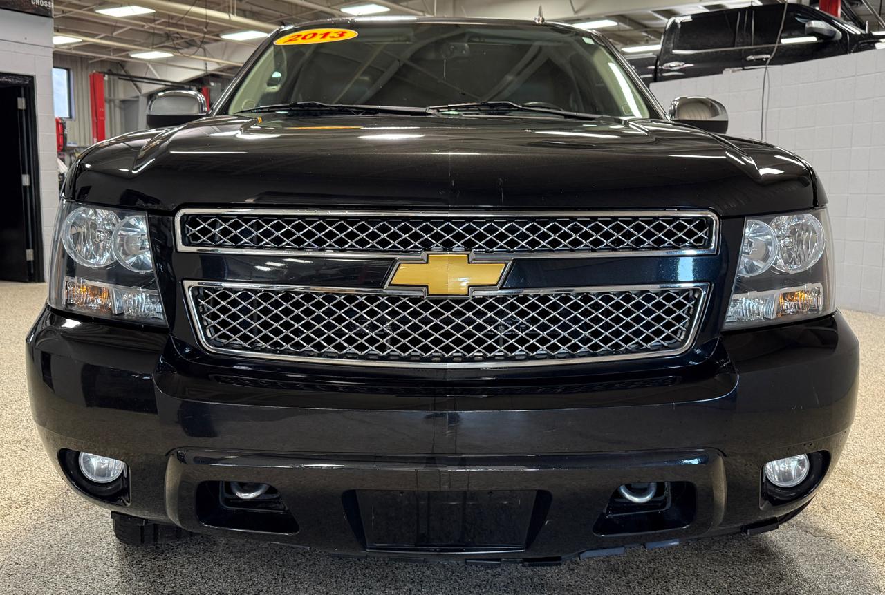 Chevrolet Suburban 4WD 4dr 1500 LTZ 2013