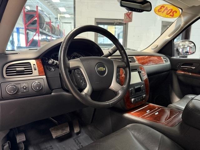 Chevrolet Suburban 4WD 4dr 1500 LTZ 2013