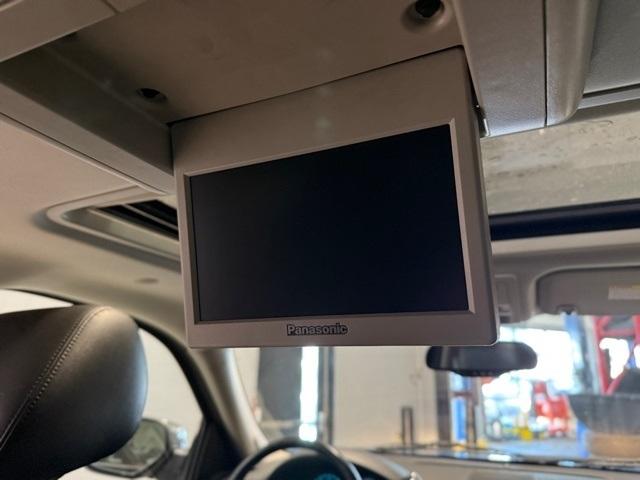 Chevrolet Suburban 4WD 4dr 1500 LTZ 2013