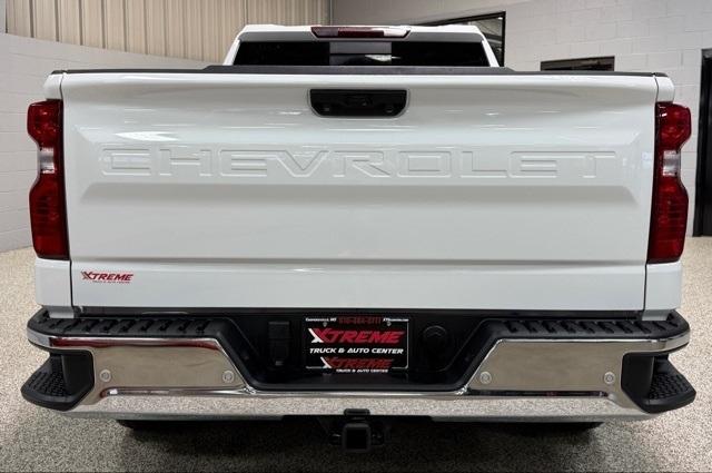 Chevrolet Silverado 1500 4WD Crew Cab 157" LT 2023