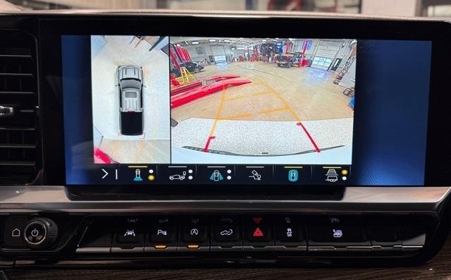 Chevrolet Silverado 1500 4WD Crew Cab 157" LT 2023