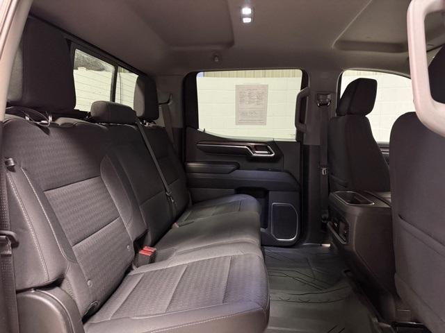 Chevrolet Silverado 1500 4WD Crew Cab 157" LT 2023