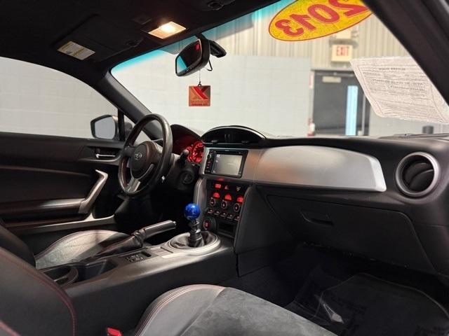 Subaru BRZ 2dr Cpe Limited Man 2013