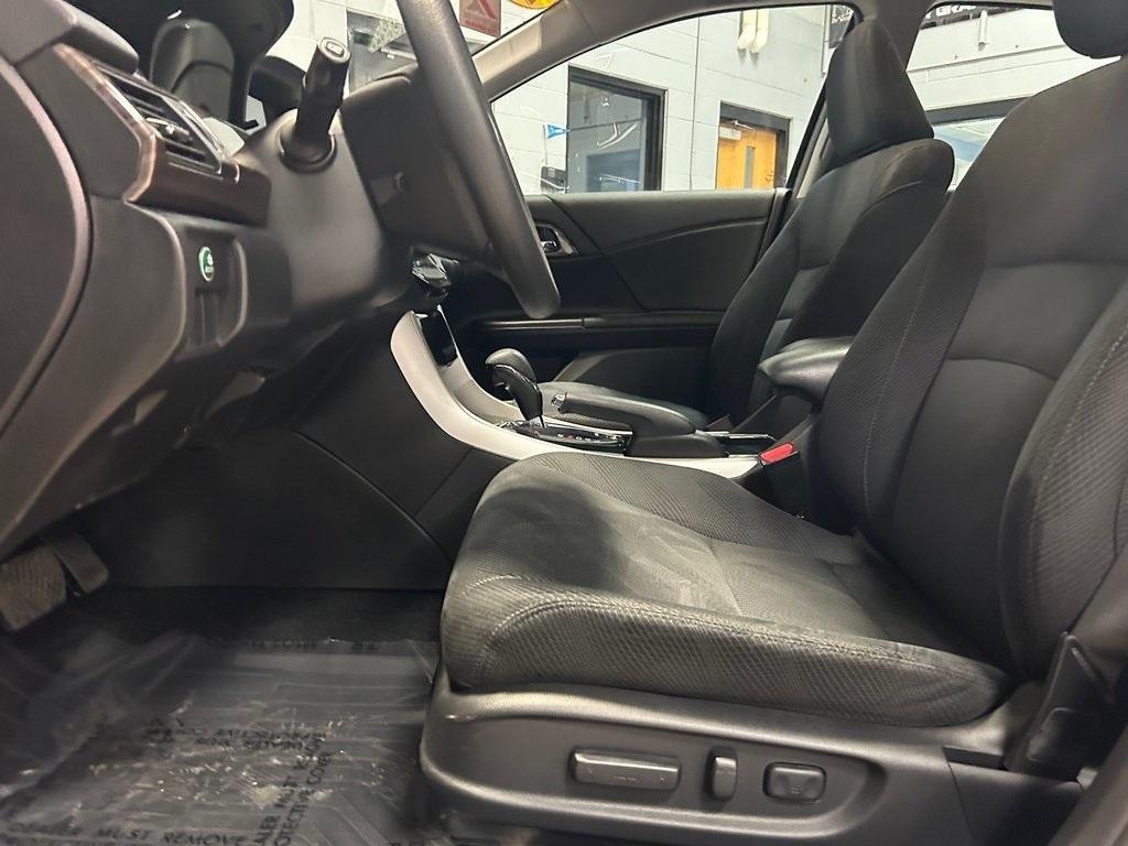 Honda Accord Sedan 4dr I4 CVT EX 2016