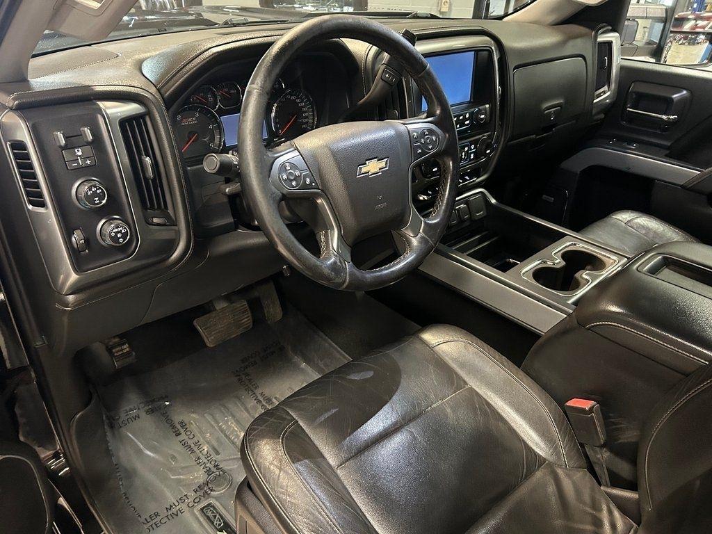 Chevrolet Silverado 2500HD Built After Aug 14 4WD Crew Cab 153.7" LTZ 2015